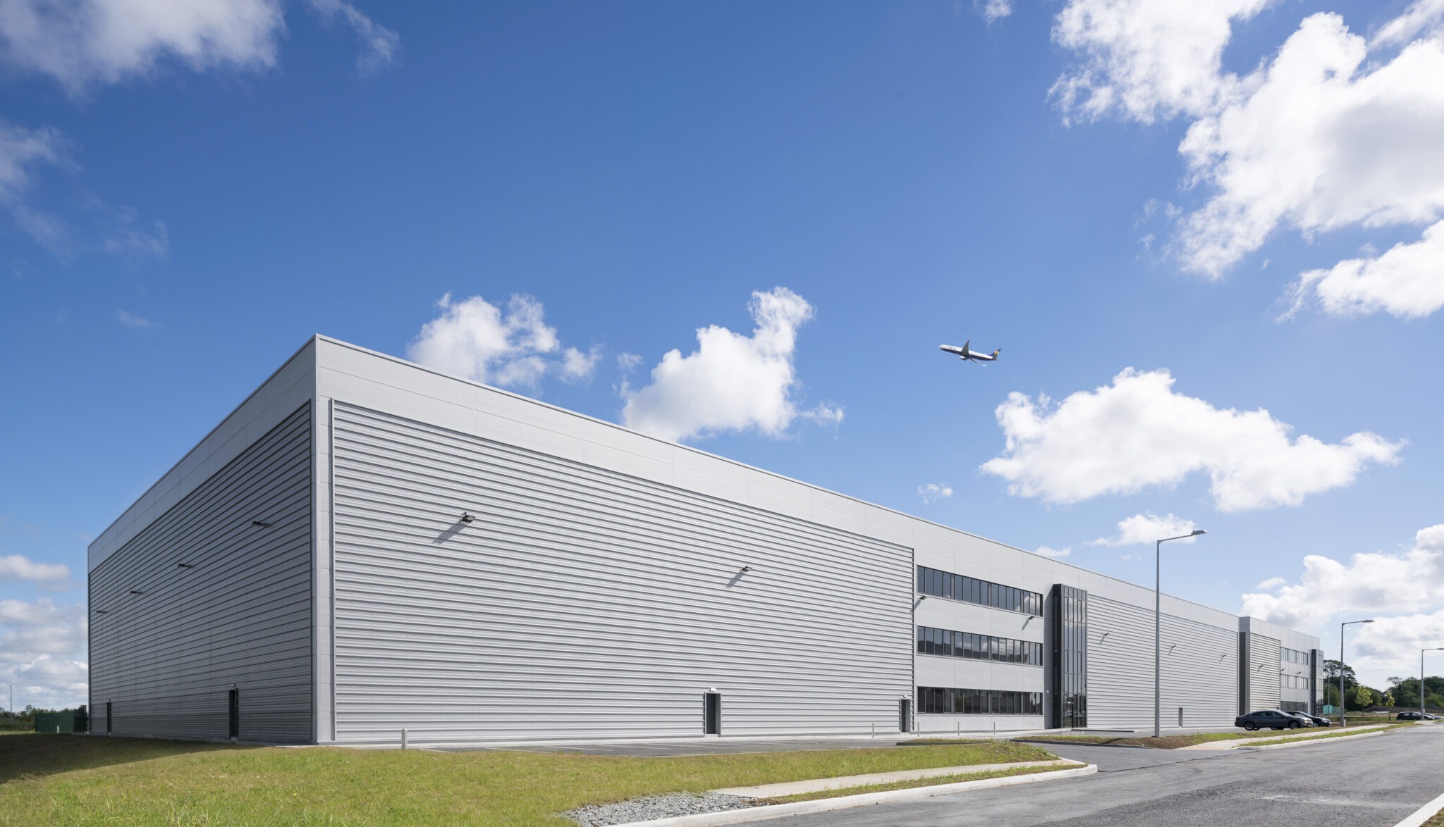 Holland And Barrett Warehouse Dublin Airport Logistics Park www.rohanholdings.ie